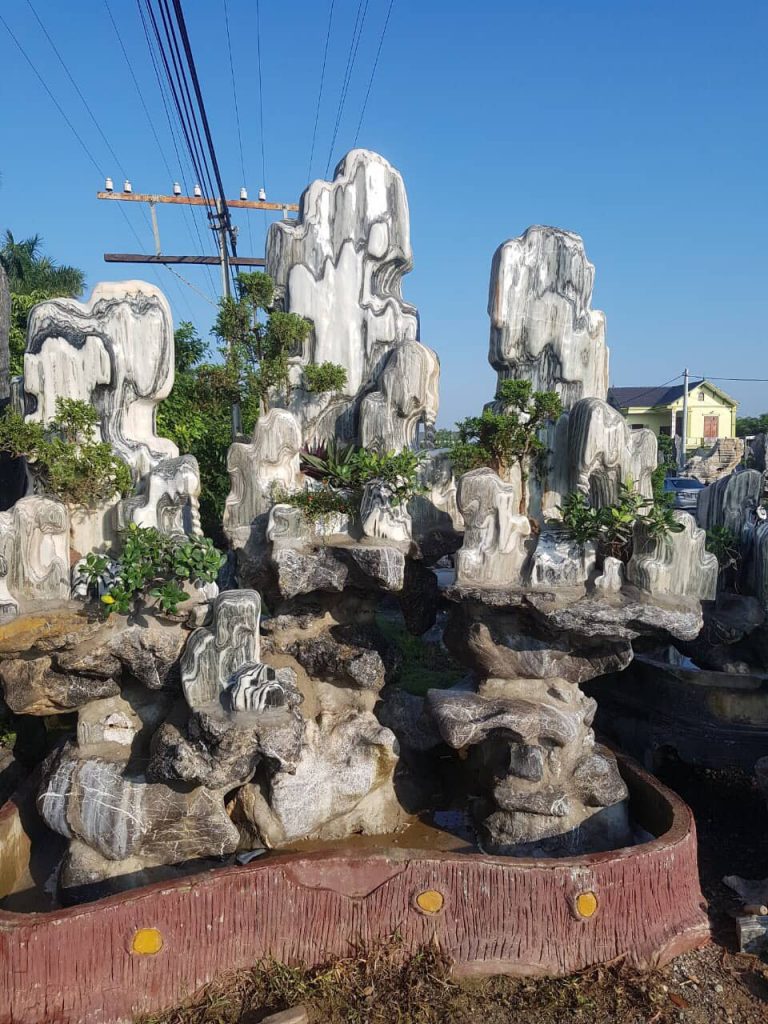 Đá non bộ sân vườn